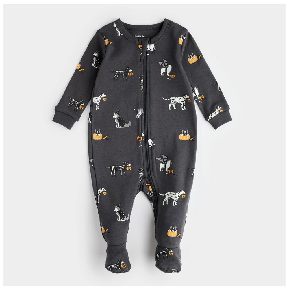NWT- petit lem Howl-oween Print on Asphalt Sleeper